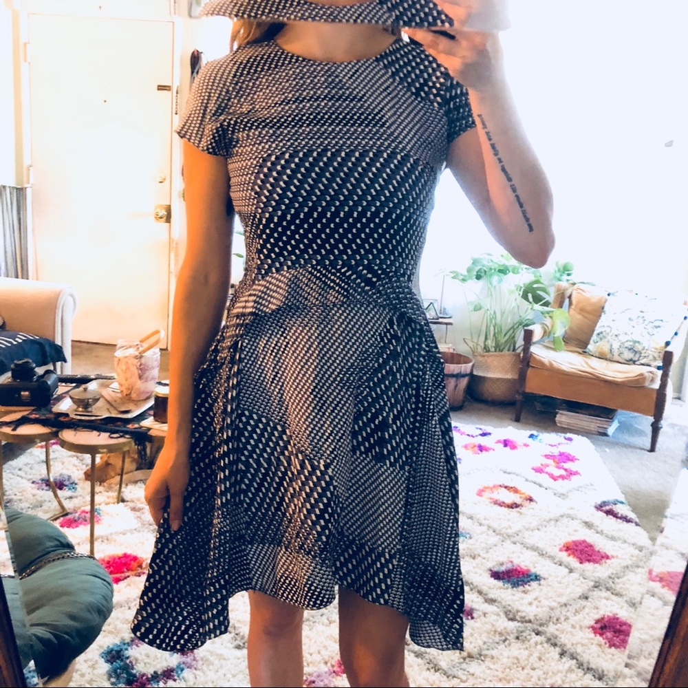 Juicy Couture Geometric Print Peplum Silk Mini Dress in Blue size 2